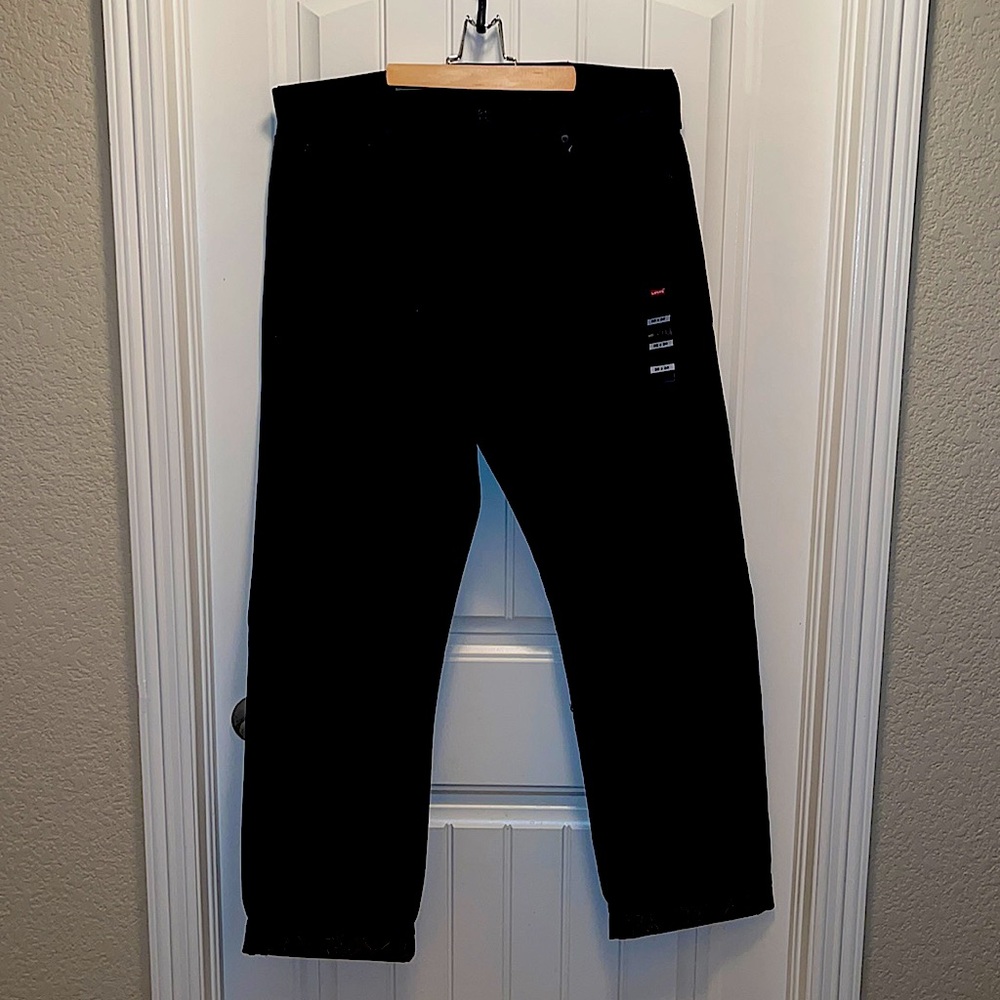 Brand new. 501 Levi Original Jeans. 38x34.